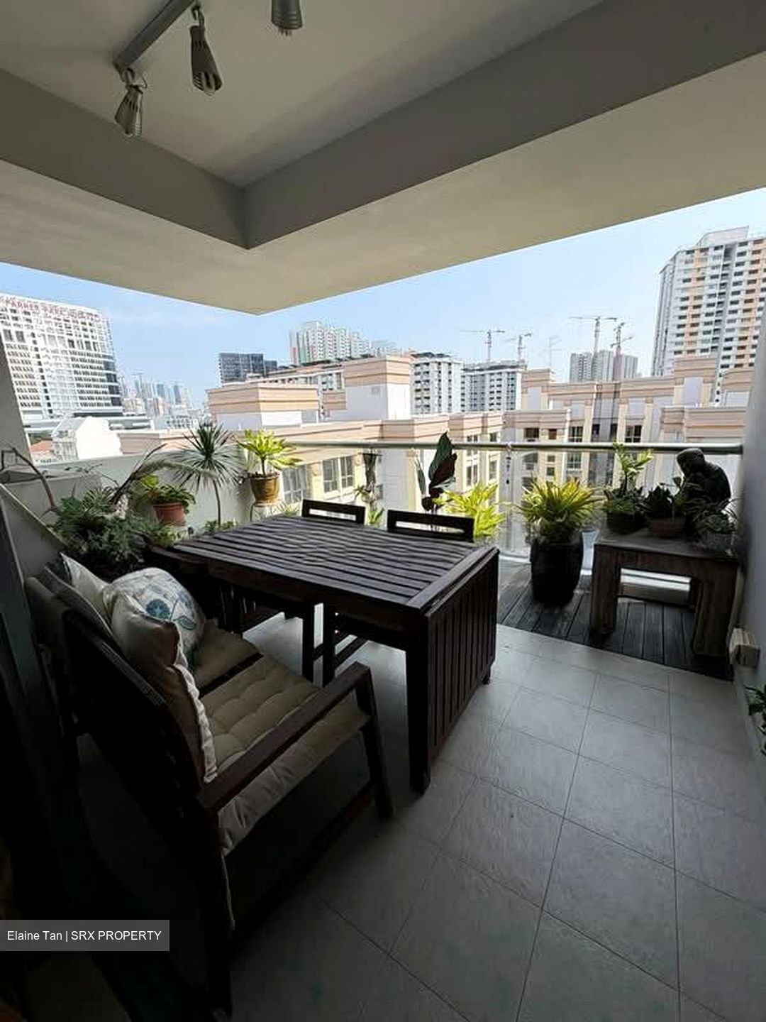 Oxford Suites (D8), Apartment #605416071